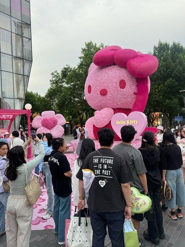 北京三里屯！这是发生什么了….