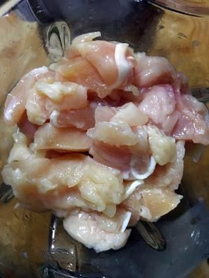 猫 零食的做法 步骤1