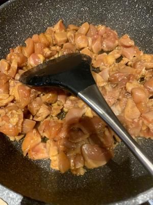 简单快乐鸡肉饭的做法 步骤1