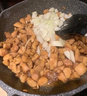 简单快乐鸡肉饭的做法 步骤3