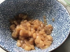 五彩鸡肉饭的做法步骤 第1步