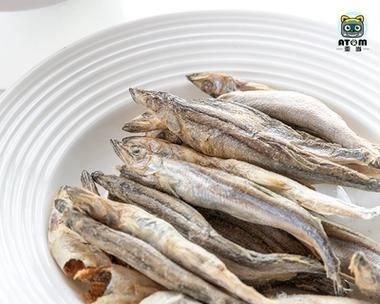多春鱼猫咪每天食用量多少克最好？有什么推荐的品牌吗？