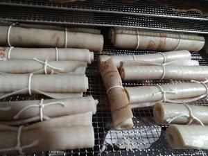 狗零食磨牙棒鸡肉猪皮卷的做法 步骤2
