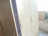 **衣柜 280一个 家具厂的 13050703168加我微信 都有2个颜色