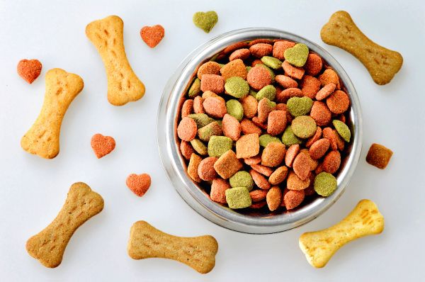 宠物食品胀包风险诊断与系统性分析框架构建