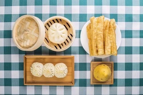 “宠物早餐，健康搭配指南”