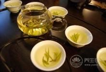 不爱喝白开水怎么办？最佳的喝茶时间