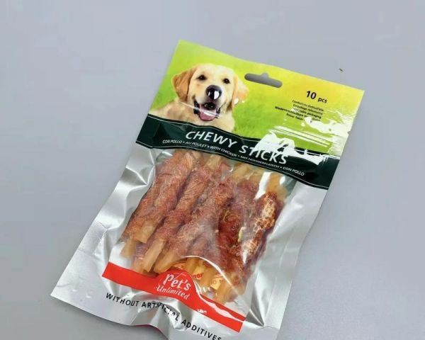 狗狗零食推荐（从健康角度出发，为你的宠物提供最佳零食选择！）