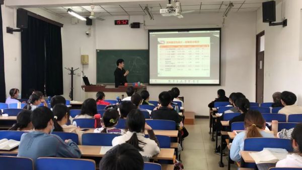 市场规模巨大，急需专业人才！全国首个“宠物”本科专业来了