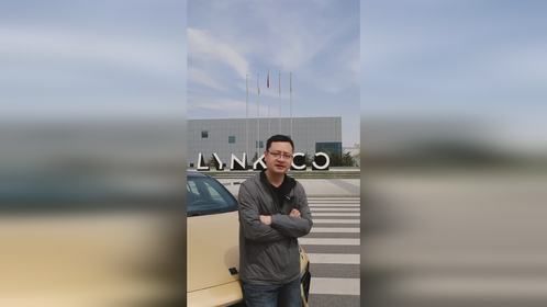 官宣入列！性能迷都懂的含「金」量 领克03 新色「沙丘金」瞩目来袭 下一程，以「金」作序，共赴山海