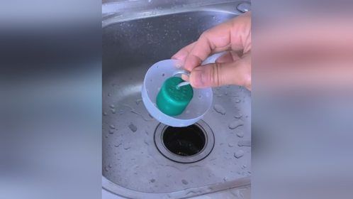 废灯泡大改造！变身下水管道“守护神”