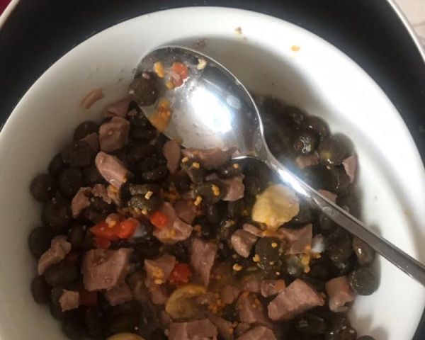 松狮犬挑食问题解决方案（为你的爱宠提供健康饮食）
