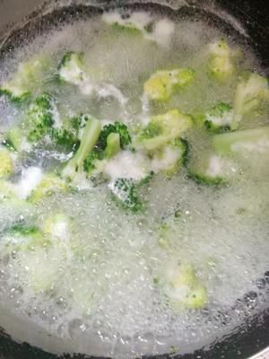 超级减肥的豆腐沙拉|给狗狗的第七道美食的做法 步骤2
