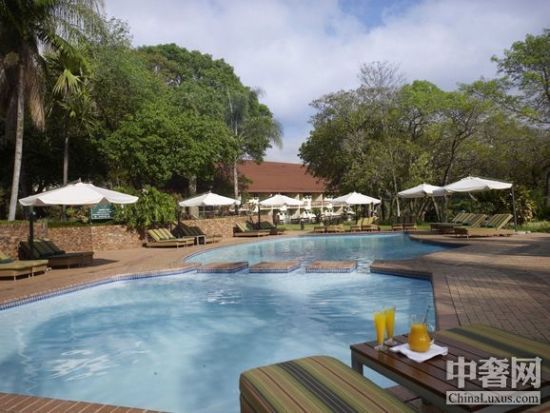 Sabi River Sun酒店紧挨着克鲁格国家公园