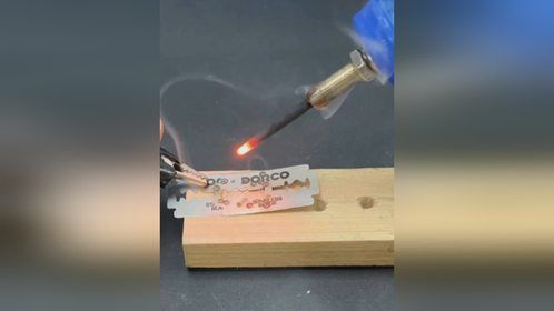低成本DIY：塑料瓶电池，自制电烙铁