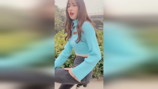 设计师真是有先见之明，设计出这种衣服，哪个人会不喜欢呢