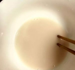 自制米线,面粉过敏的宝宝可以吃哦〜宝宝辅食食谱的做法 步骤1