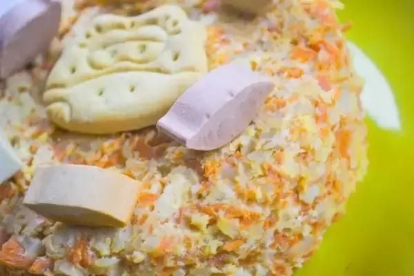 自制狗饭：美味的狗狗“生日蛋糕”