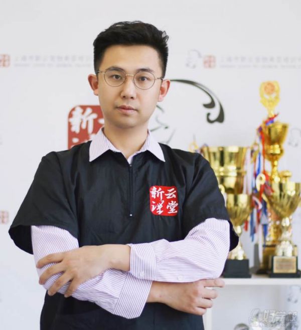 杨琨
