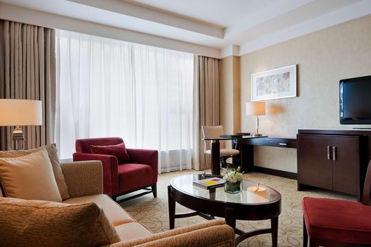 Suit Living Room