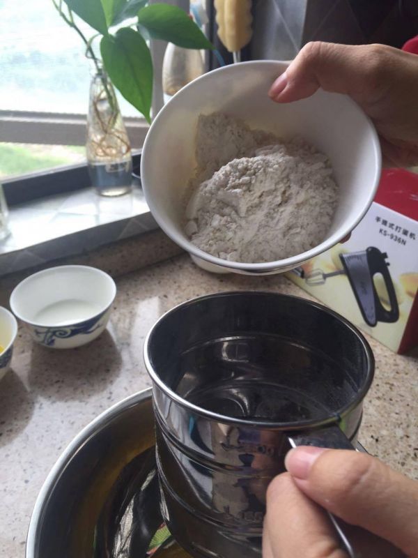 6步自制简单蛋糕, 用料健康操作简单, 亲手做的宝宝吃才最放心!