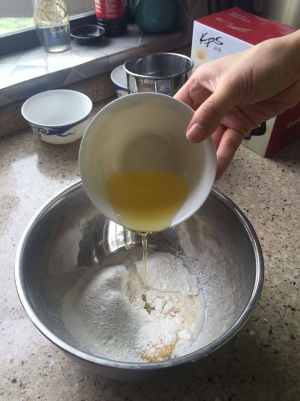 6步自制简单蛋糕, 用料健康操作简单, 亲手做的宝宝吃才最放心!