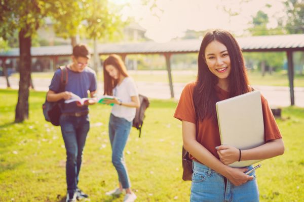 哈尔滨宠物护理学校