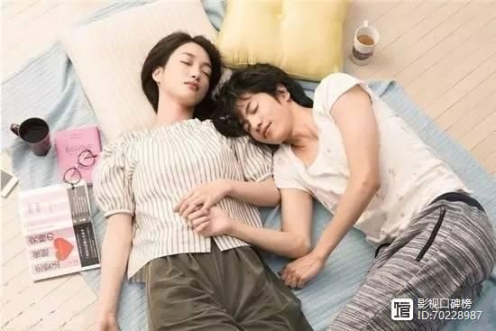 《宠物情人》：典型的养成甜宠剧，男主以狗的身份和女主相伴