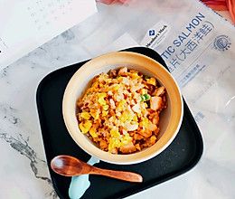#山姆友约#三文鱼虾仁蛋炒饭的做法