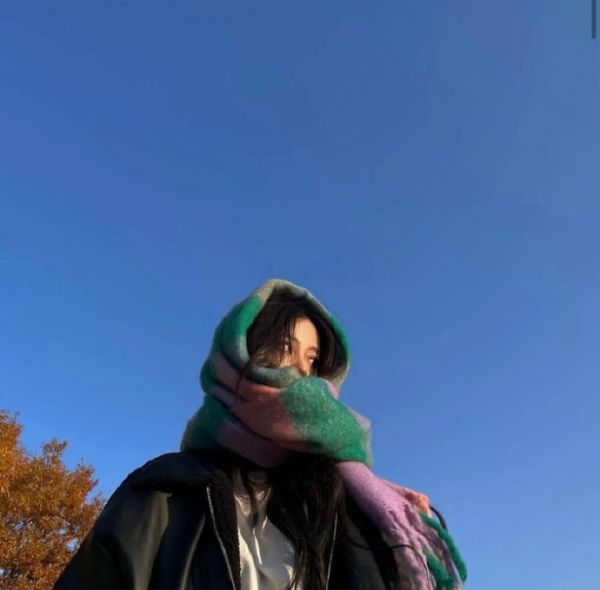 好看的真人小姐姐头像图片不露脸氛围感十足