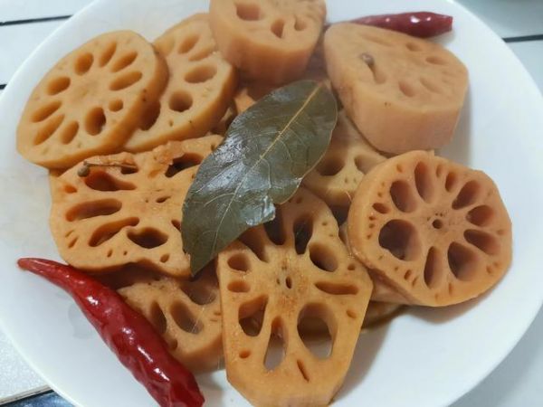 宠物零食鸭藕怎么做_鸭货中的藕片的做法