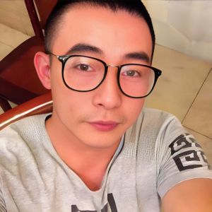 鲁愉心