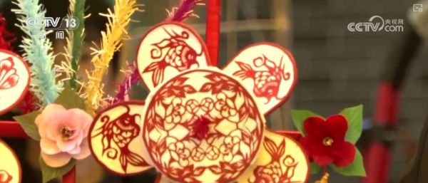 “年经济”日渐升温 “买买买”点燃消费热“引擎”