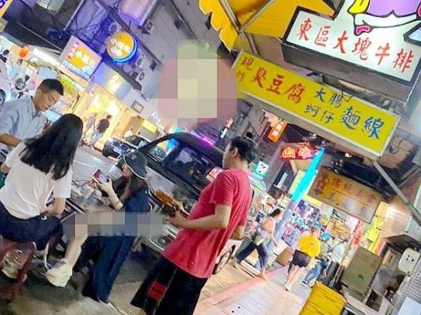 台媒曝郭碧婷有孕！直击她挺6月孕肚现身街头，向太盼她回港待产