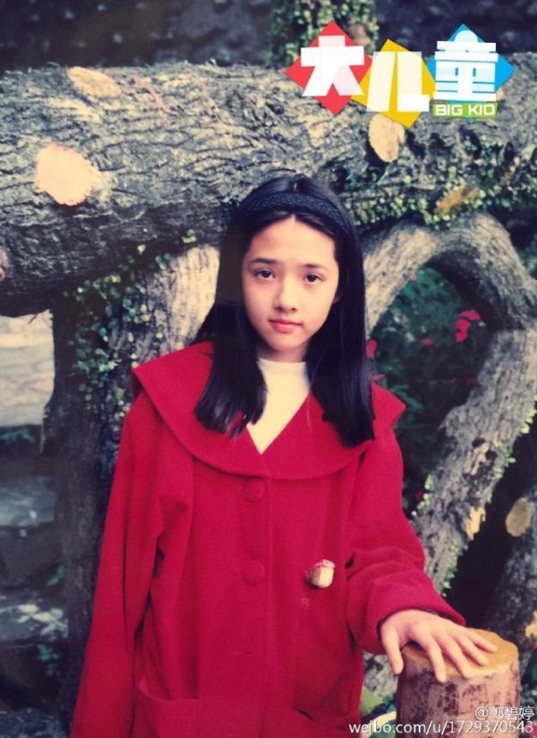 郭碧婷坦诚被100多人追求，不善聊天至今单身，养60只宠物陪自己