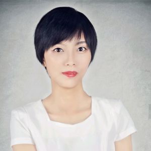 典雅的水侧