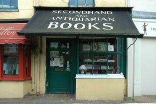 有没有2万元左右的加盟店，2万能加盟什么小吃店