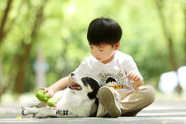 孩子们在一起的时候，笑得总是最真心 
