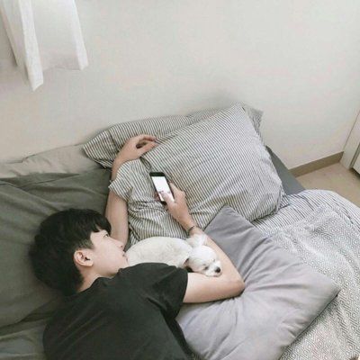男生和宠物高清微信头像