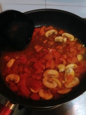 ★宠物食谱★狗狗最爱的西红柿通心粉的做法 步骤1
