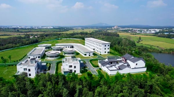 科研基地全景.jpg