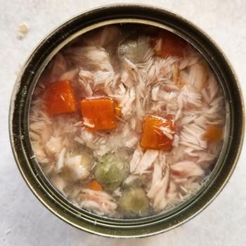 Customizable Canned Gravy Tuna Chicken Peas and Carrots Canned Chicken Krill High Quality Chicken Meat Based Pet Snacks