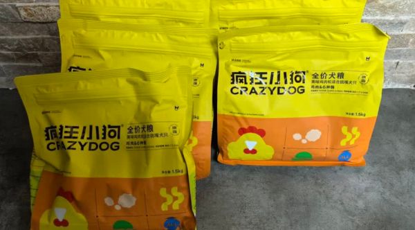 2025年宠物狗粮哪个品牌好?疯狂小狗以酶解肉松粮领跑健康养宠