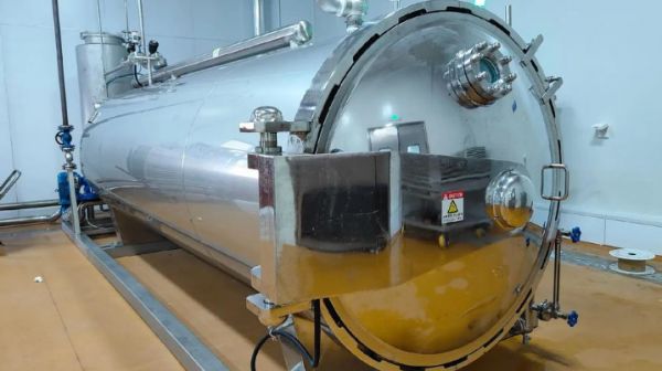 宠物食品厂家推荐海派宠物，多维保障，打造放心宠物食品品牌