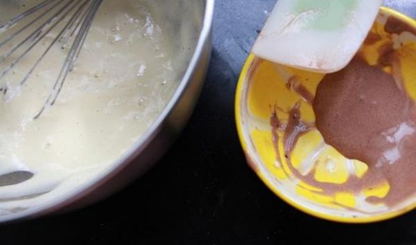 一个鸡蛋一碗面粉,做个快手的脆皮软心小狗蛋糕,好吃又好玩