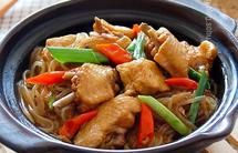 砂锅油豆腐鸡翅煲