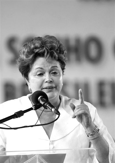 祝愿华人华侨万事如意、事业发达的巴西总统罗塞夫