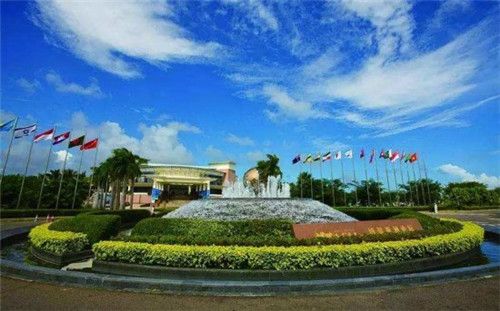 公司起名字现场弄可以吗