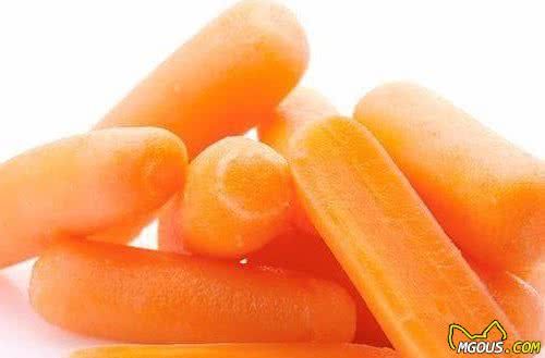 什么食物，能够起到给狗狗美毛的作用呢？