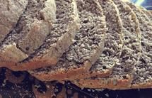 黑芝麻米粉面包